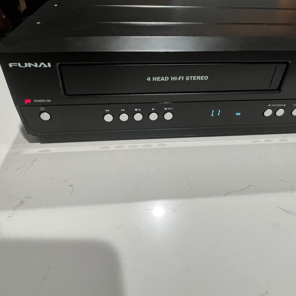 Funai ZV427FX4 DVD Recorder VCR Combo 1080p HDMI 4-Head Hi-Fi Stereo with Remote